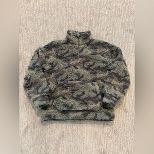 American Eagle Camo Sherpa Jacket
